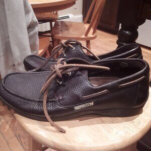 Mephisto leather deck shoes. Size 8 mens